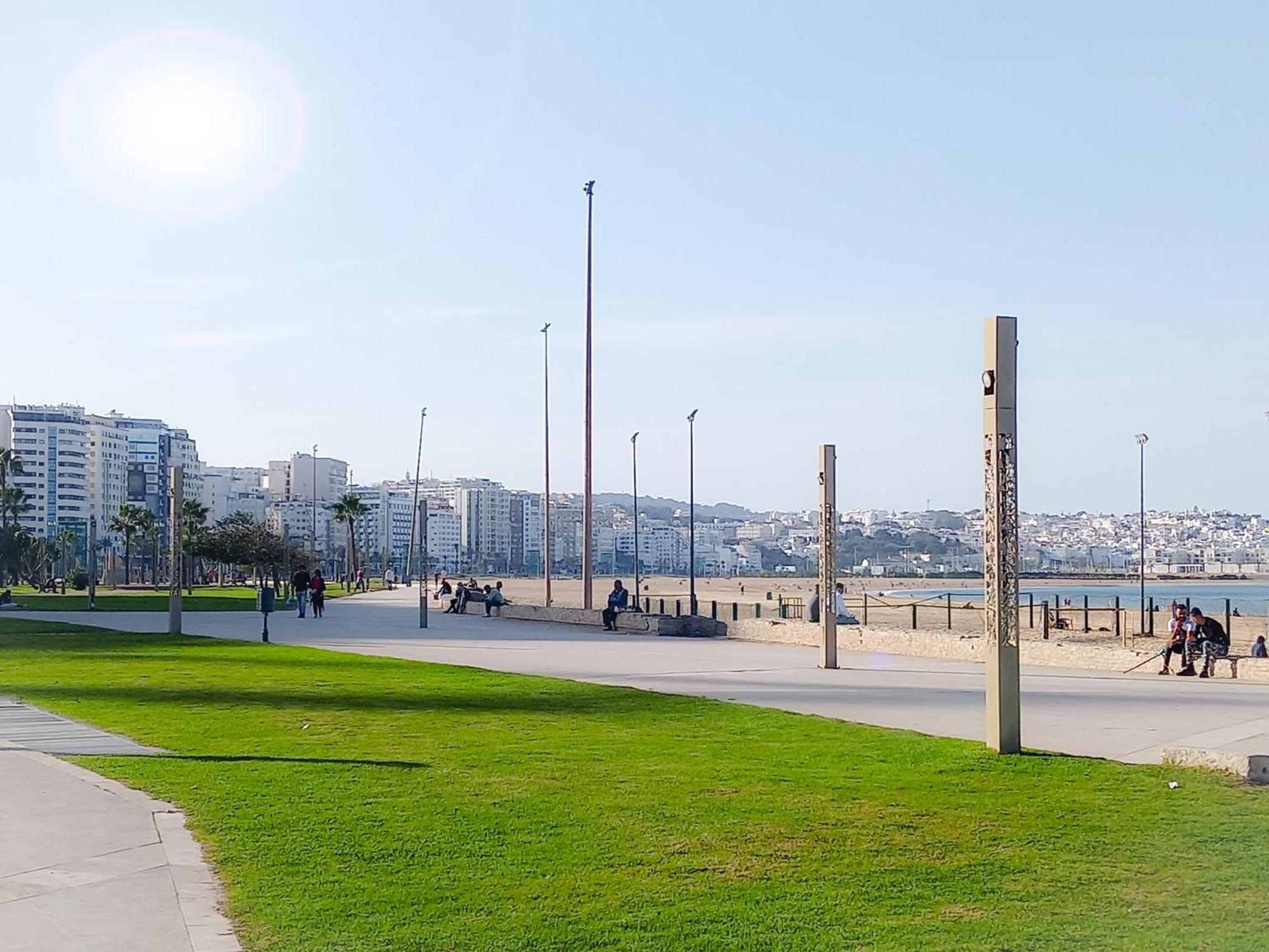 Appartement A Malabata En Face Centre Commercial Megarama & La Gare De Tgv M2 طنجة المظهر الخارجي الصورة