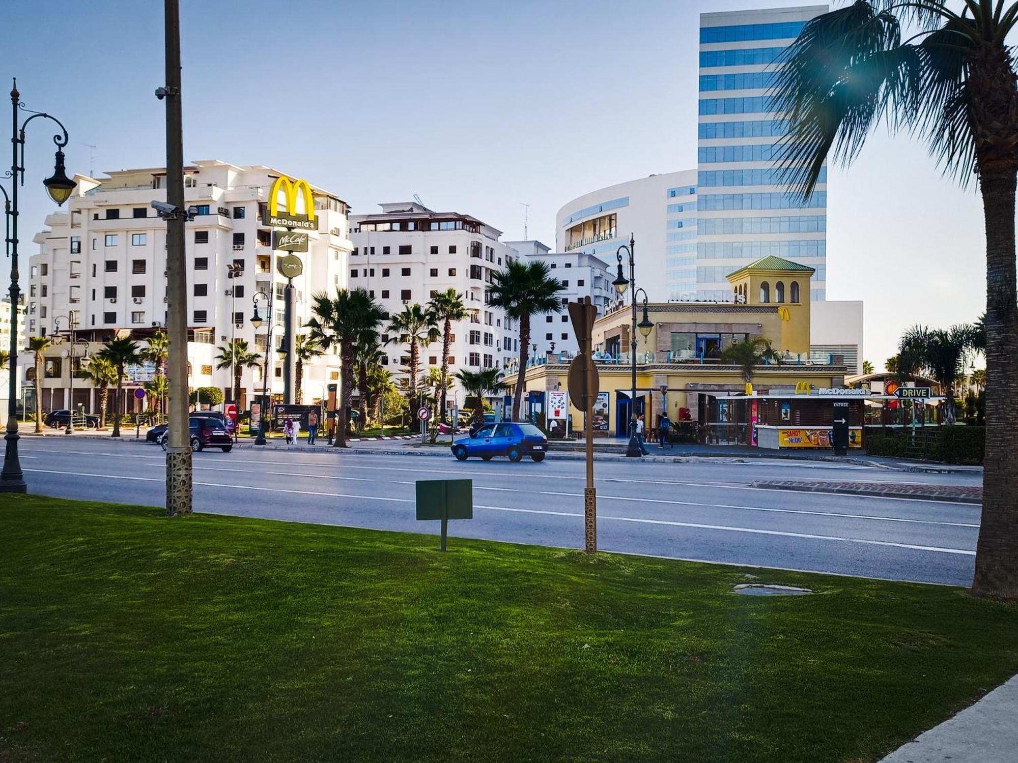Appartement A Malabata En Face Centre Commercial Megarama & La Gare De Tgv M2 طنجة المظهر الخارجي الصورة